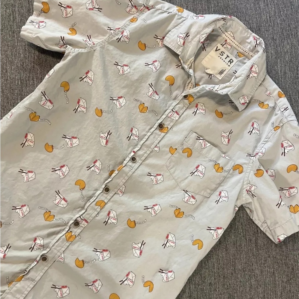 VSTR Button Up All Over Print Take Out Chinese Fortune Cookie Foodie Size Small